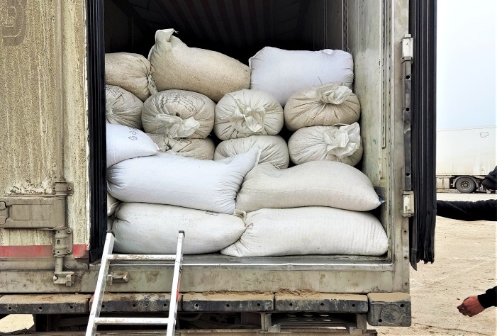 Астраханские таможенники не дали вывезти из страны более 28 тонн сахара