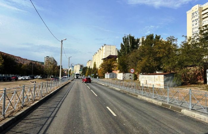 Администрация Астрахани определилась с подрядчиками по ремонту улиц на следующий год 