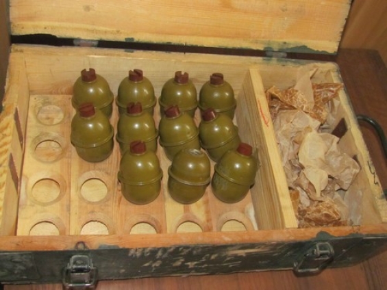 Астраханец в день выборов нашел ящик с гранатами