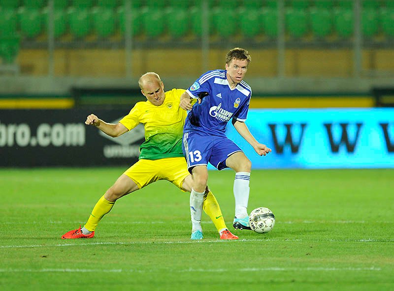 "Волгарь" снова проиграл "Анжи" - и остался в ФНЛ