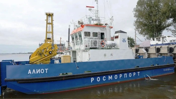 Астраханский дноуглубительный флот пополнился новым судном