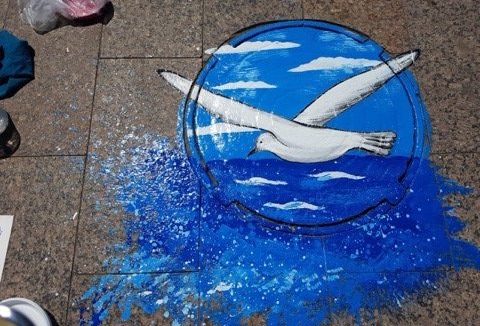 Вы только посмотрите, какие теперь в Астрахани красочные люки