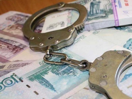  В Астрахани экс-замминистра сельского хозяйства пошел под суд