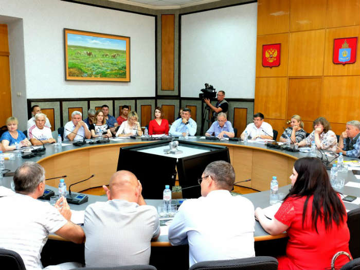 Жалобы на поставщика газа снова хлынули к депутатам