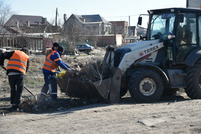 Власти Астрахани vs мусор. Борьба за чистый город продолжается