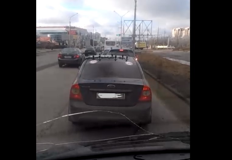 В Астрахани сфотографировали шпионский автомобиль