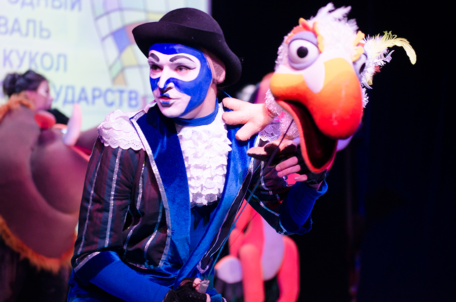 «Каспийский берег» сохраняет национальные традиции 