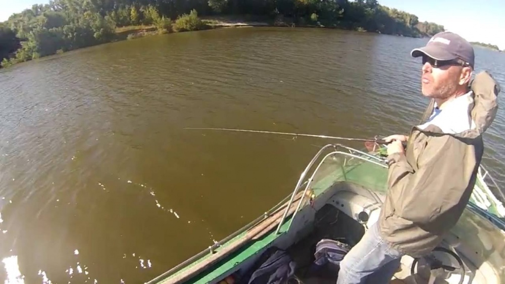 В Астраханской области рыбаков испытывают на прочность. Что нужно знать, чтобы не попасть впросак