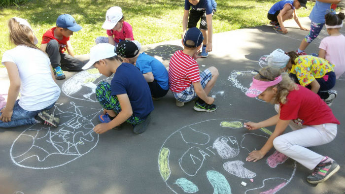 При каких астраханских школах открываются летние лагеря?