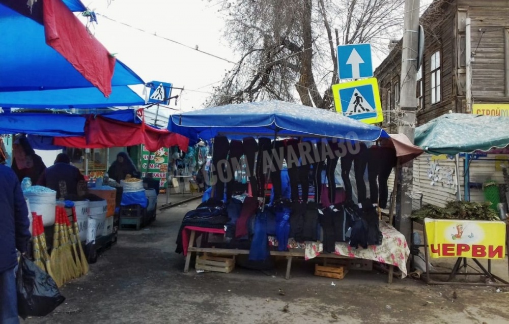 Виват, Исады! Астраханские депутаты зарубили увеличение штрафов за торговлю в несанкционированных местах