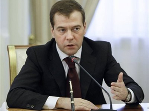 Медведев ответил на вопрос журналистов о ситуации в Астрахани