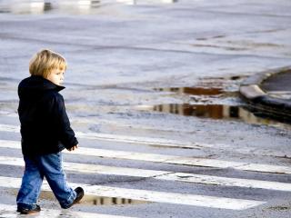 Водитель, сбивший 10-летнюю девочку, скрылся с места ДТП