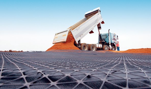 В Астрахани открылось первое в России производство усиленной геосинтетики