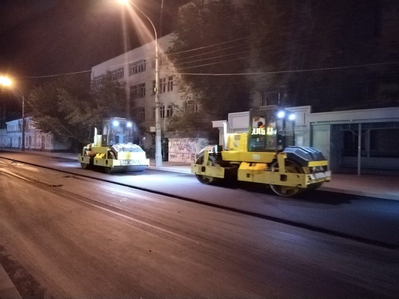 Новому асфальту в центре Астрахани добавили износостойкости