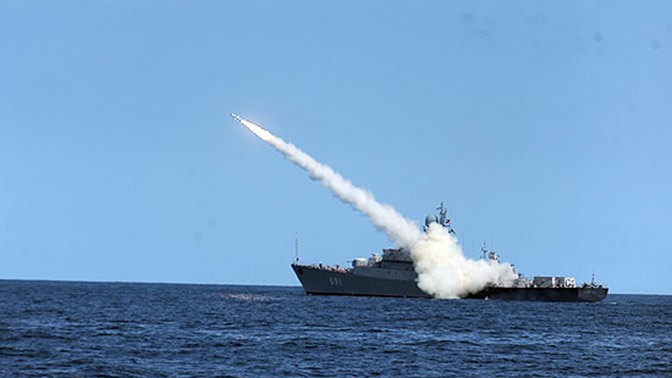 Корабли Каспийской флотилии отразили авиаудар противника