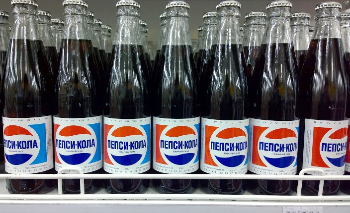 Астраханский численник. Высадили тутовник и начали разливать «Пепси-колу»