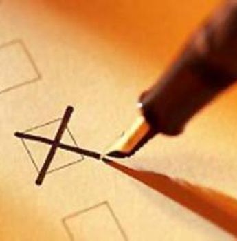 УЖЕ ИЗВЕСТНА ФАМИЛИЯ НОВОГО ДЕПУТАТА ГД РФ ОТ АСТРАХАНИ. Только ее нужно угадать