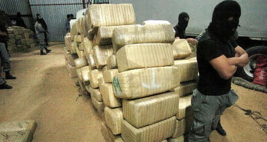 17 МИЛЛИНОВ РАЗОВЫХ ДОЗ НАРКОТИКОВ. Были изъяты за минувшую неделю.