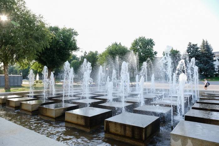 Мария Пермякова: фонтаны не могут повлиять на напор воды в домах астраханцев