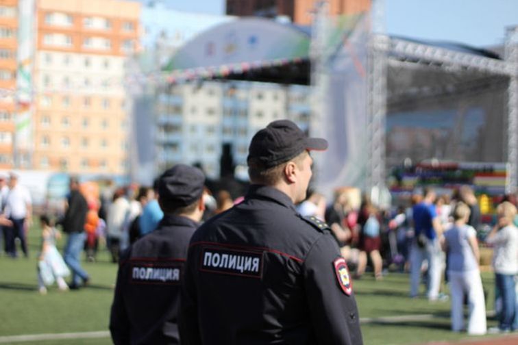 Не парковаться возле школ, не продавать спиртное! Полиция Астрахани напомнила правила поведения 2 сентября