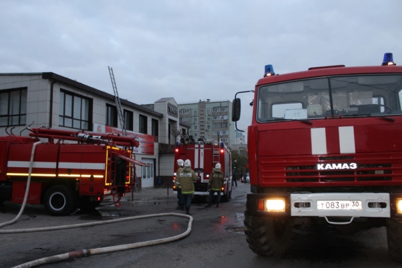 В Астрахани за день сгорели два кафе. Второе - "Vincent"