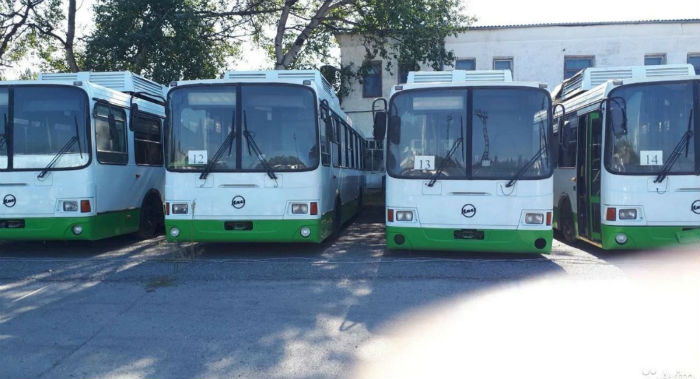 В Таганроге продают старые астраханские троллейбусы