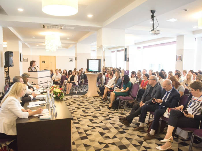 До 2024 года необходимо создать условия для раннего развития детей в возрасте до трех лет