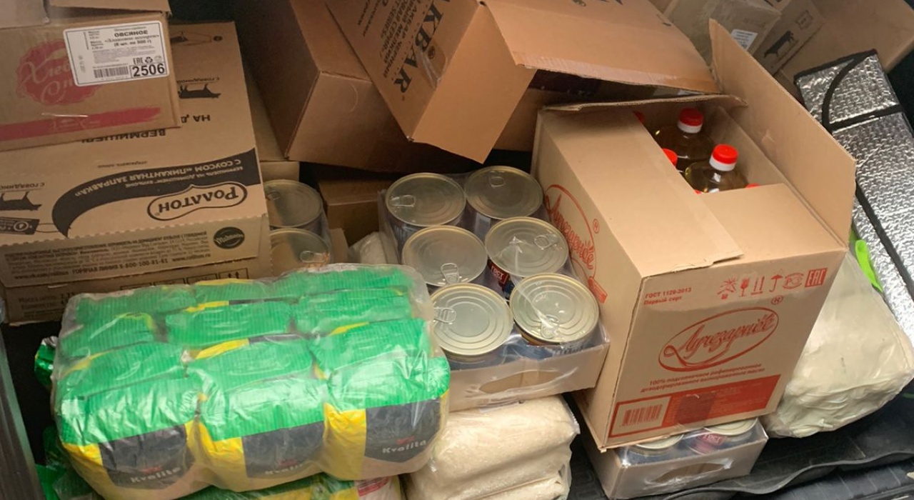 В Астрахани работают пункты приема помощи беженцам