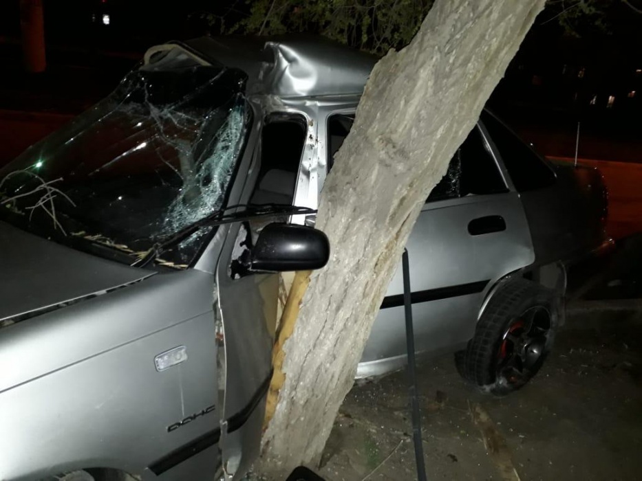 Не уступил дорогу-перелом ребра. Подробности аварии в Астрахани на Н.Островского