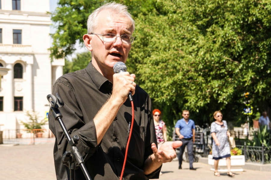 Депутат Госдумы Олег Шеин усомнился в правильности распределения бюджета Астраханской области