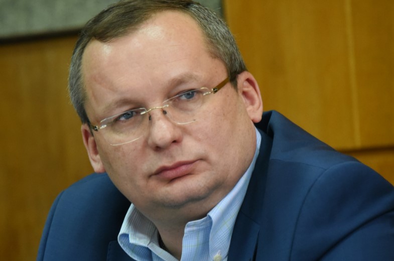 Игорь Мартынов рассказал о том, как депутаты помогают жителям региона преодолеть сложный период