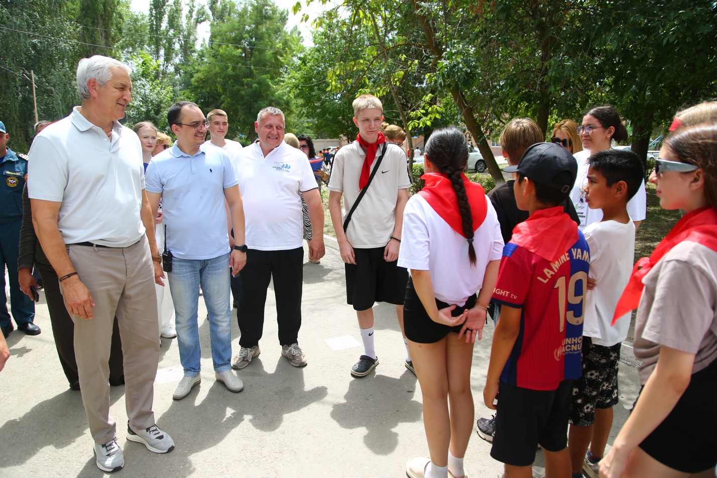 «Единая Россия» проводит мониторинг безопасности летнего детского отдыха в Астраханской области