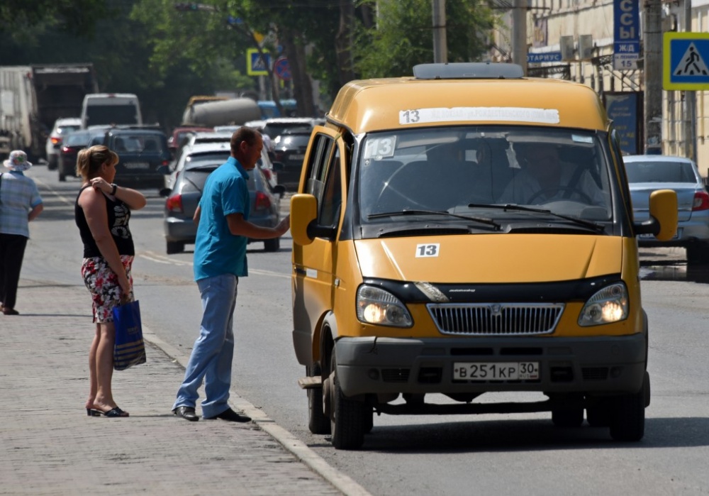 В Астрахани изменилось движение маршрута 13с