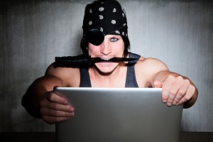 Астраханский предприниматель заплатит 7 миллионов рублей за использование пиратских программ