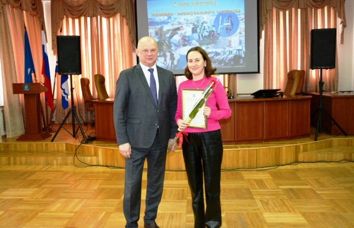 В Астрахани наградили лучших работников бытового обслуживания и ЖКХ