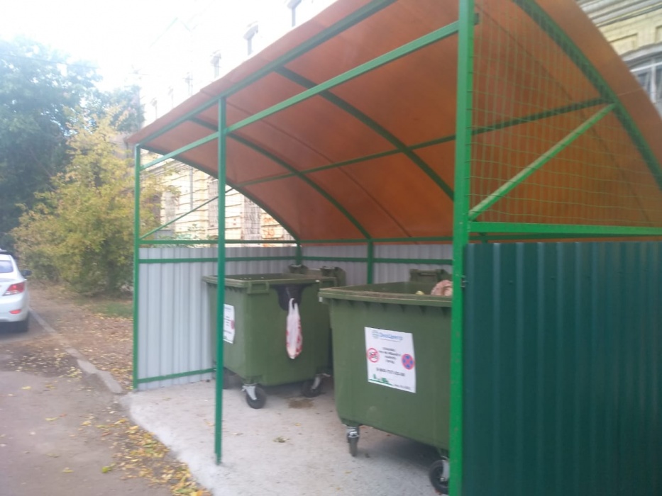 В Астрахани появляются современные контейнерные бункеры