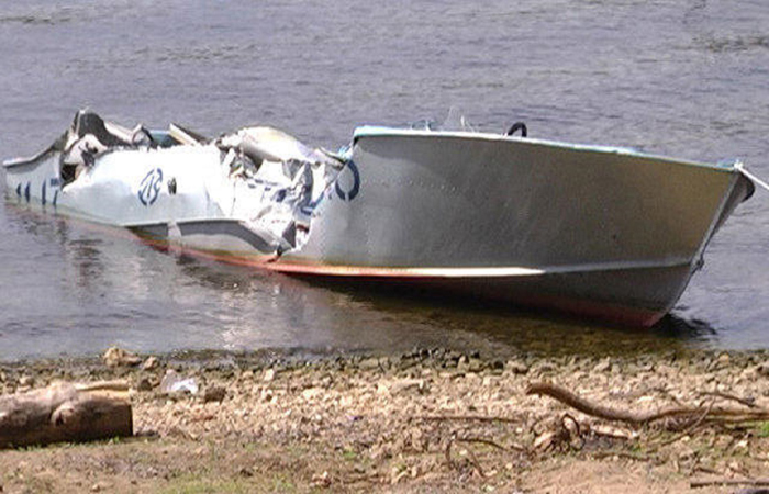 В Астрахани на Кривой Болде столкнулись моторные лодки, двое мужчин в больнице с травмами