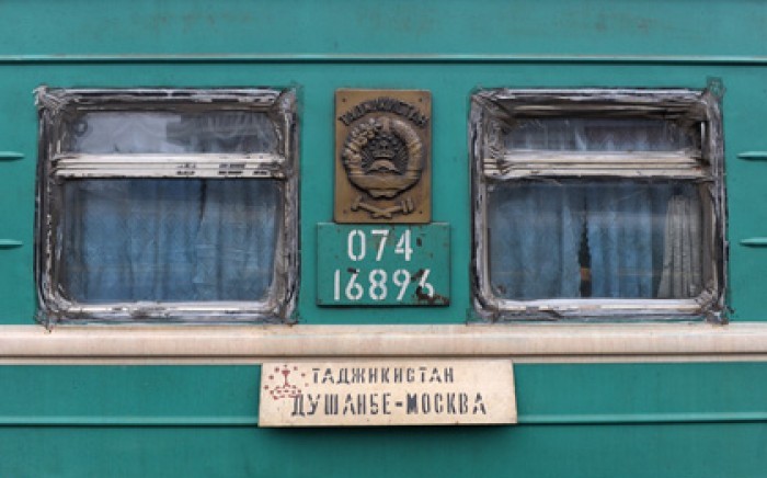 В Астраханской области сняли с поезда пассажира, устроившего дебош