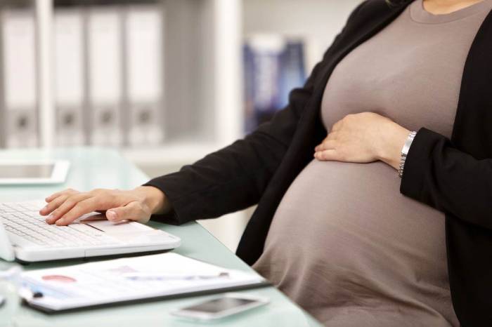С 1 июля изменится порядок выплаты пособия при постановке на учет в ранние сроки беременности