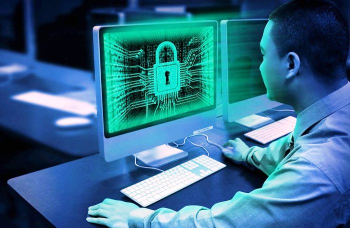 В Астрахани самой высокой по зарплате вакансией июня стал инженер по кибербезопасности