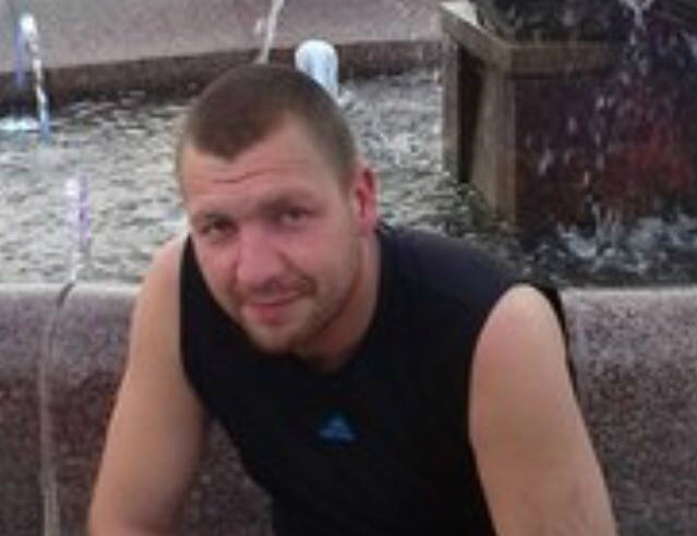 В Астрахани пропал молодой мужчина. Родные просят о помощи