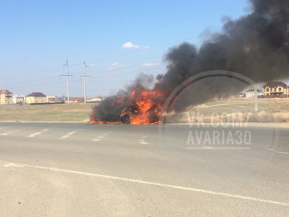На трассе возле с. Три протока сгорел автомобиль