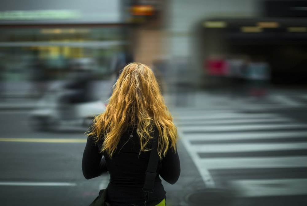 Полиция нашла сбежавшую из дома 16-летнюю астраханку 