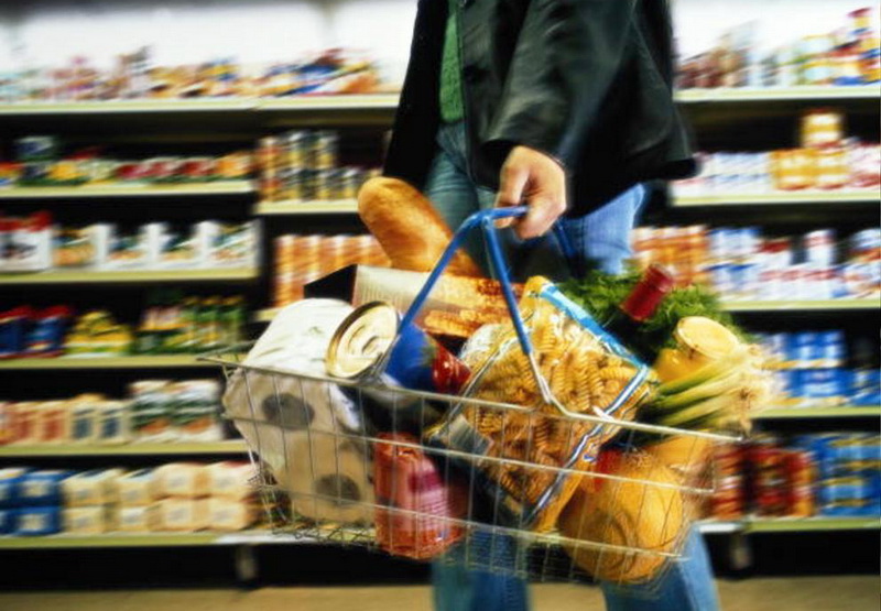 Почем еда для народа? В Астрахани  подешевели яйца, но подорожали овощи