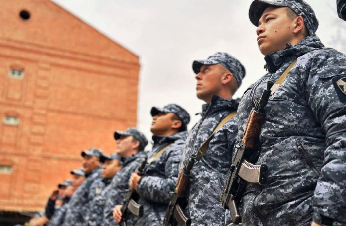 В Астраханской области под защитой сотрудников Росгвардии находятся до 6000 объектов