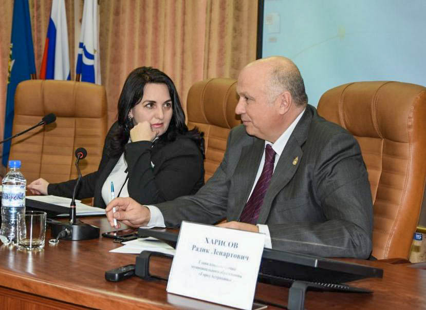 Радик Харисов закрепился на 4-м месте мэрского рейтинга ЮФО