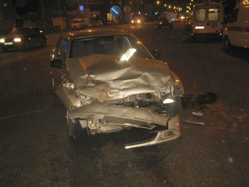 Два человека пострадали в ДТП в Астрахани