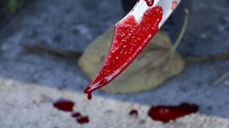 Обезумевший от ревности астраханец зарезал любовника жены