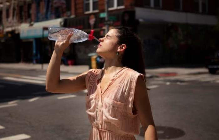 Она возвращается: завтра в Астраханской области вновь установится изнуряющая жара