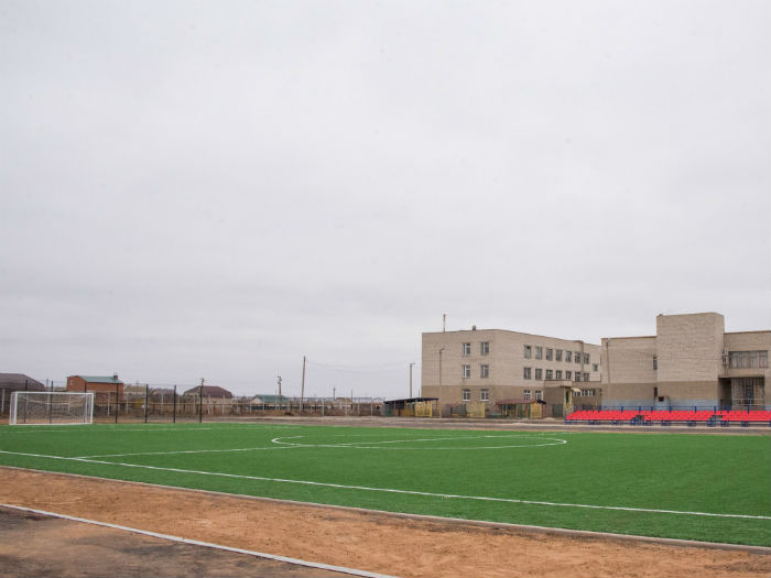 В Икрянинском районе спортобъект почти завершен, дом культуры – не начат